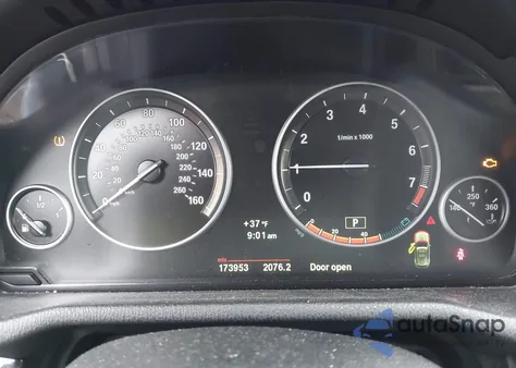 2012 BMW X3 xDrive28I z USA, uszkodzony, nr VIN 5UXWX5C54CL717447